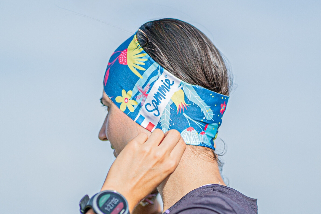 bandeau cheveux femme avec des fleurs